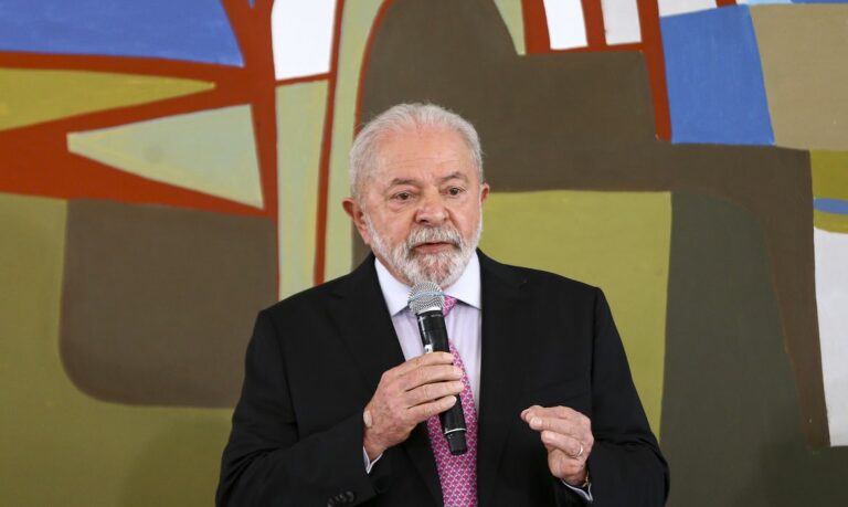 Brasil assume presidência do Mercosul com foco em acordo com a UE, economia verde e integração regional