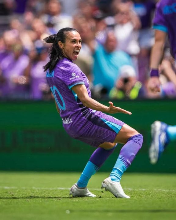 “Um marco para o futebol feminino”, comemora Marta sobre Copa do Mundo no Brasil