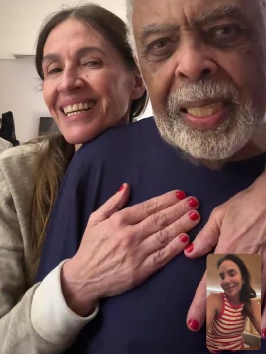 Em chamada de vídeo, Ivete Sangalo celebra aniversário de Gilberto Gil: “Poeta maravilhoso”