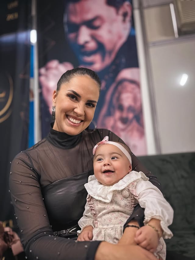 Graciele Lacerda revela quando será o batizado da filha Clara