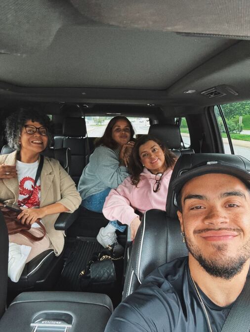 Filho de Preta Gil compartilha clique especial com a mãe nos Estados Unidos