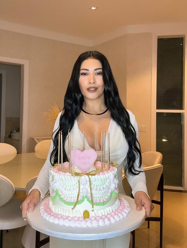 Simaria compartilha registros da sua festa de aniversário em família; veja