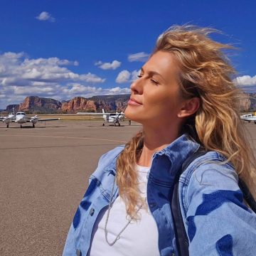 Lívia Andrade diz que chegou a se despedir da família durante pane em avião