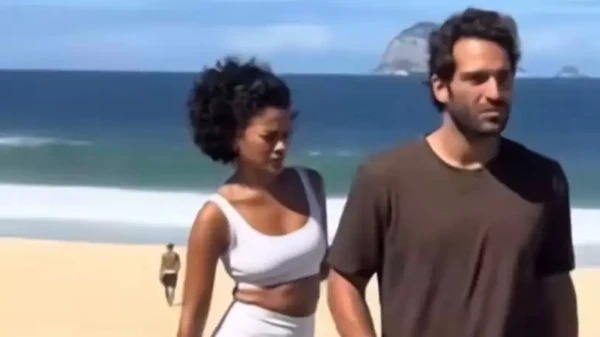 Vídeo dos bastidores de ‘Vale Tudo’ com Bella Campos e Carrão gera debate entre fãs; assita