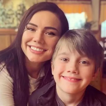 Estrela de reality fala sobre a morte do filho de 16 anos pela primeira vez