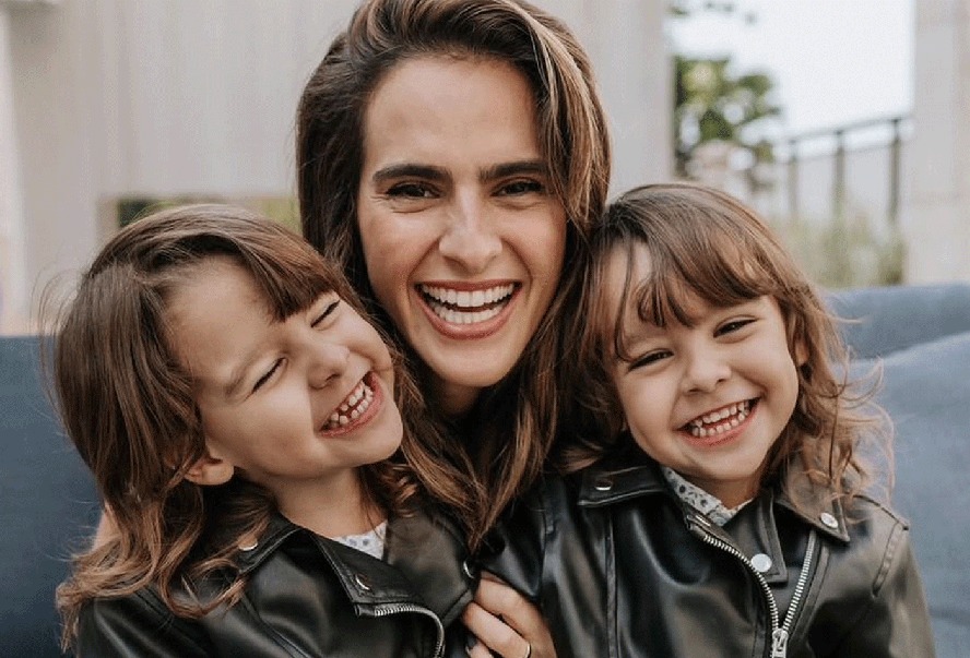 Marcella Fogaça avalia mudanças que sentiu após se tornar mãe de gêmeas: ‘A vida ficou real’