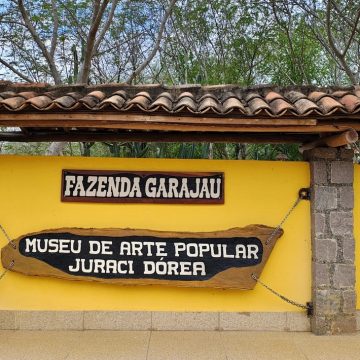 Museu no sertão baiano é tesouro escondido com mais de 2.500 obras; conheça