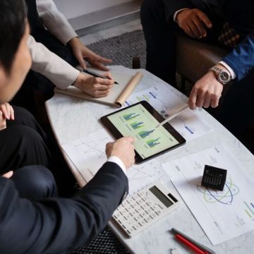 Warren Bowie & Smith: Análisis completo y opiniões reais sobre a plataforma de trading