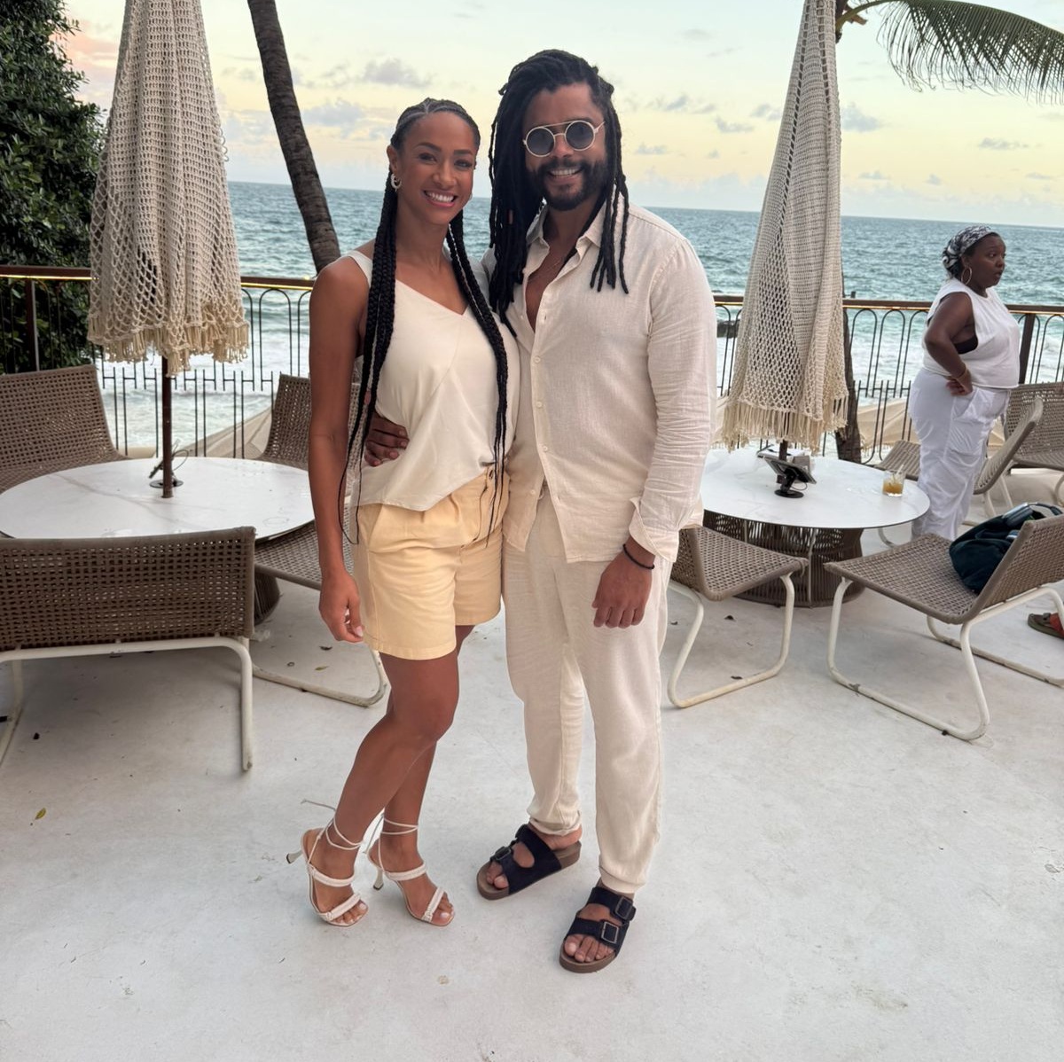 Aline Patriarca e Diogo Almeida curtem dias de romance em Salvador