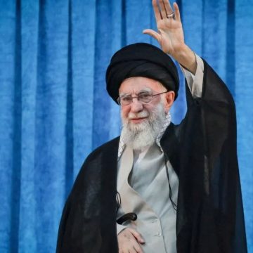 Khamenei alerta os EUA: ‘Nova agressão contra o Irã terá um alto custo’