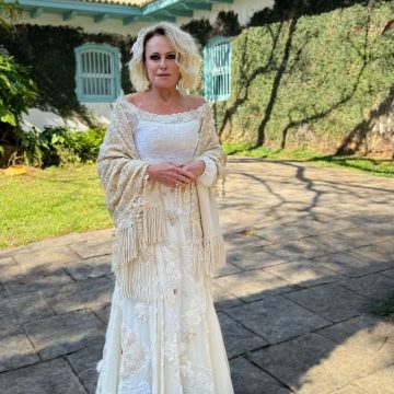 Ana Maria Braga renova votos de casamento durante festa junina em sua fazenda; veja fotos