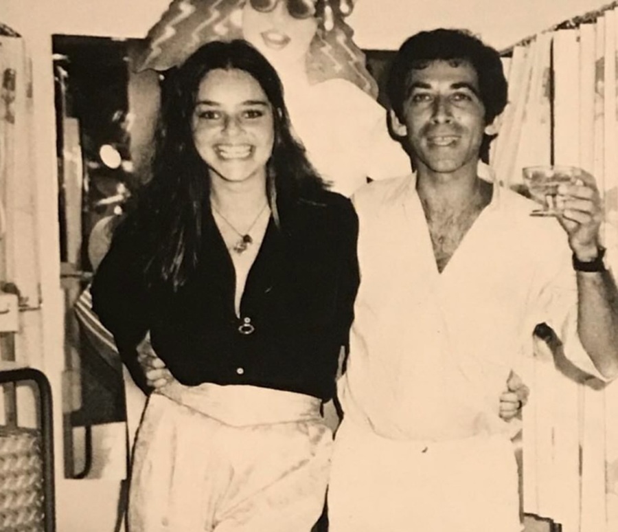 ‘Completamente debilitada’, diz produtor musical sobre Angela Ro Ro