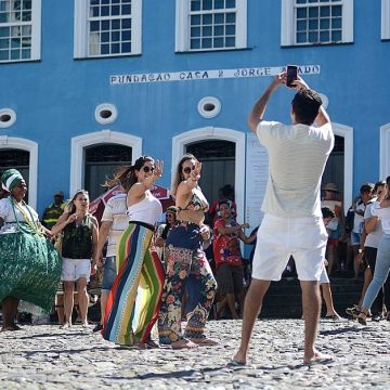 Bahia lidera crescimento da receita no turismo nacional e tem estimativa de expansão
