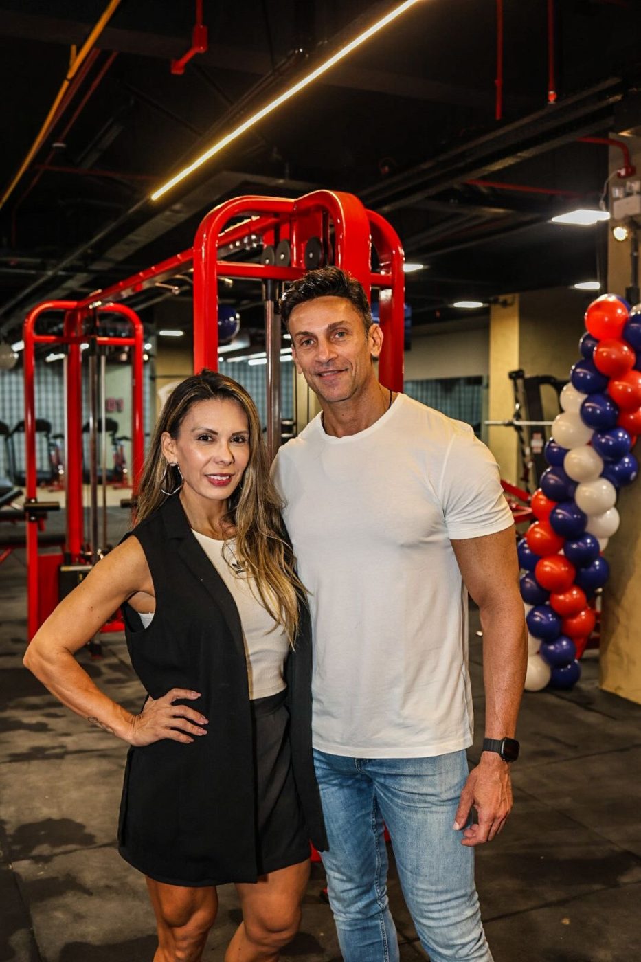 Vanessa Oliveira e Roberto Meireles