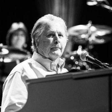 Morre Brian Wilson, fundador dos Beach Boys e ícone do rock
