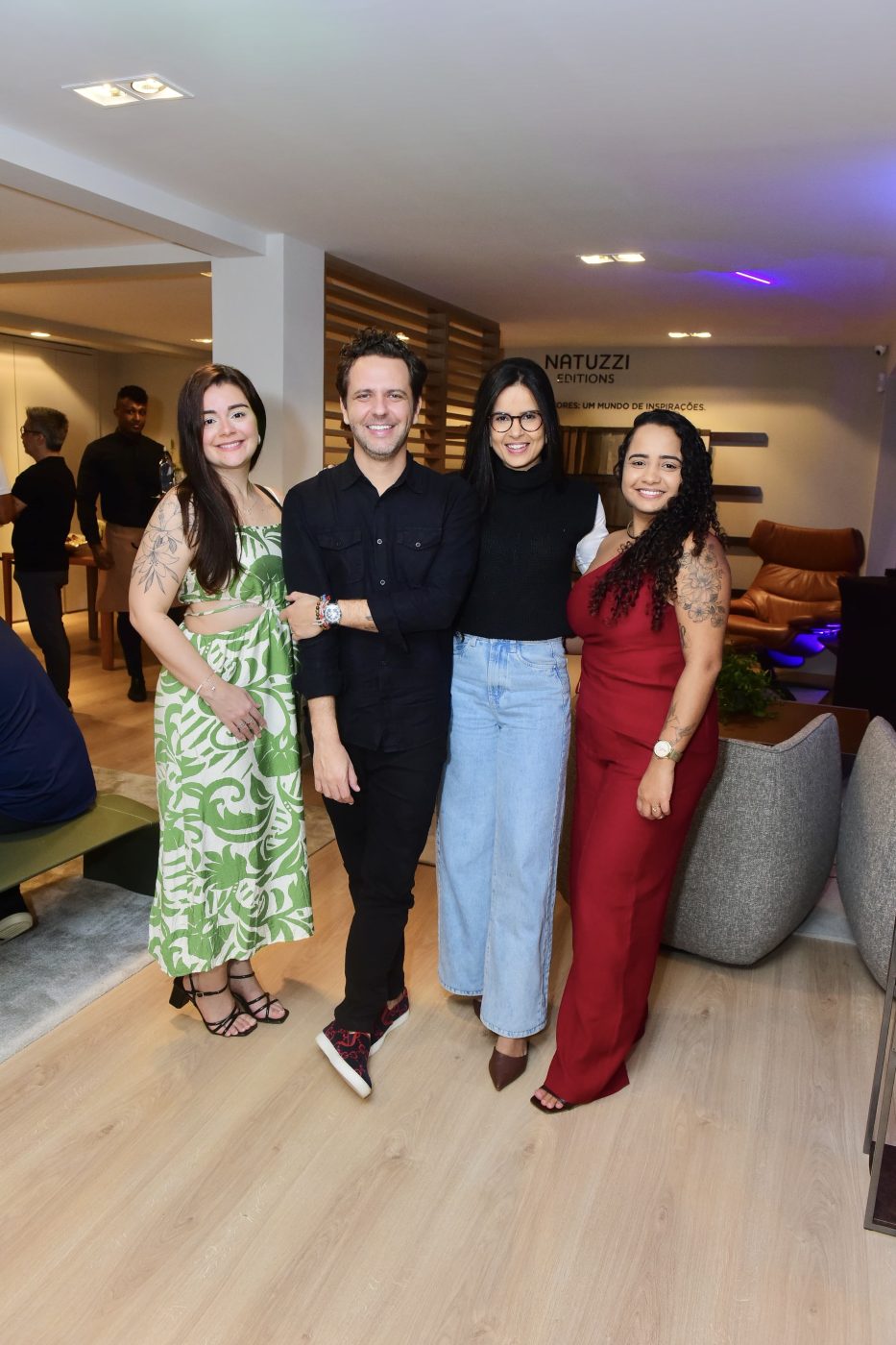 Tifanny Teles, Rodrigo Cassieri, Priscila Ribeiro e Quésia Ferreira