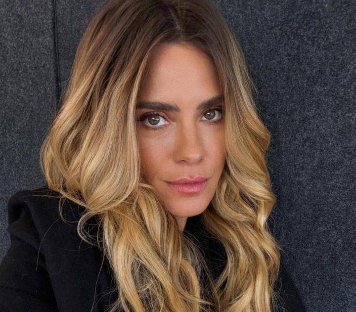 Carolina Dieckmann adota novo sobrenome após orientação de numerologista: ‘Simbólico’