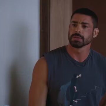 Vale Tudo: César arromba cofre e rouba 1 milhão de dólares