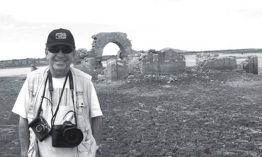 Ícone do fotojornalismo, Evandro Teixeira será homenageado na Feira Literária Internacional de Canudos