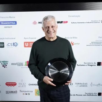 Chef Edinho Engel é homenageado como Personalidade da Gastronomia de 2025