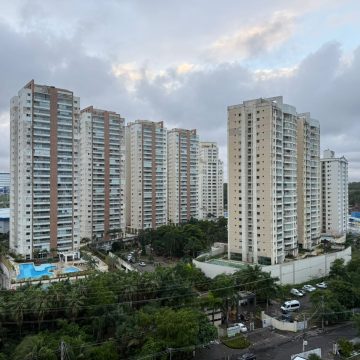 Bairros de Salvador ficam sem energia nesta quinta (12) após falha em componente elétrico