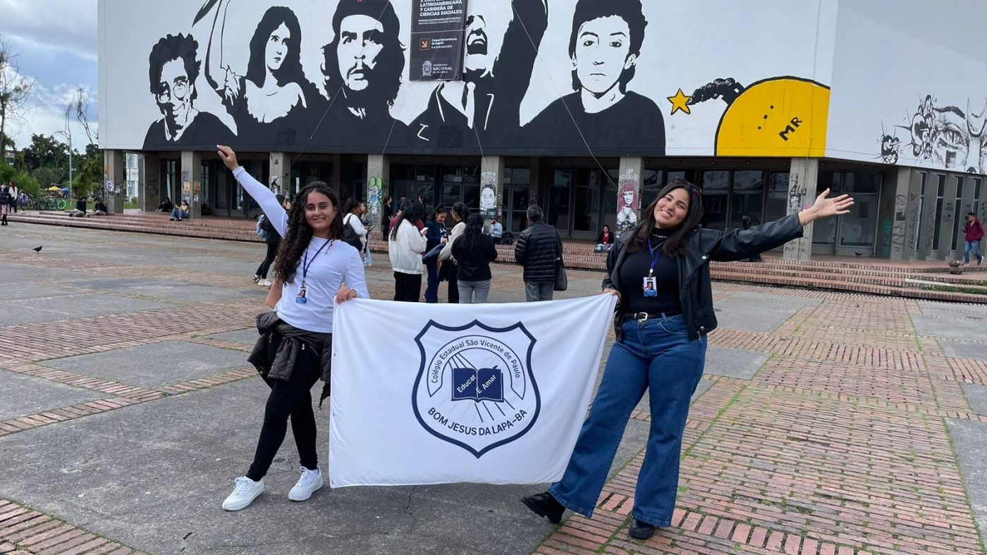 Da Bahia para o mundo: estudantes de Bom Jesus da Lapa participam de congresso internacional na Colômbia