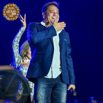 No São João da Bahia, Leonardo emociona com clássicos e brinca ao falar das netas: ‘Maria Alice tem que ser estudada’
