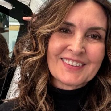 Fátima Bernardes aparece de cara limpa e confessa procedimento: ‘Ajuda na sustentação’