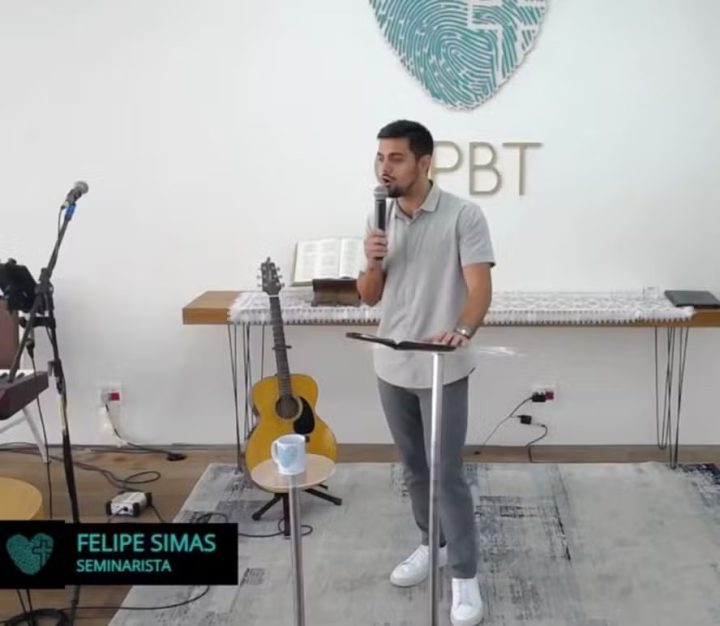 Felipe Simas faz nova pregação em igreja evangélica: ‘Caminhar com Cristo é sacrifício’