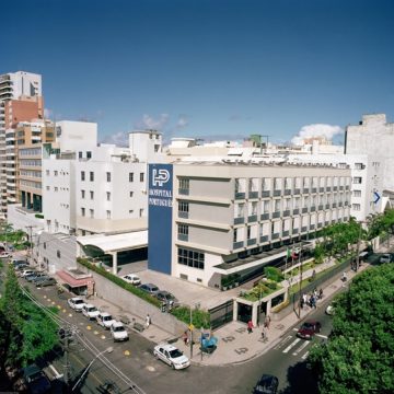 Elevador do Hospital Português despenca com duas funcionárias