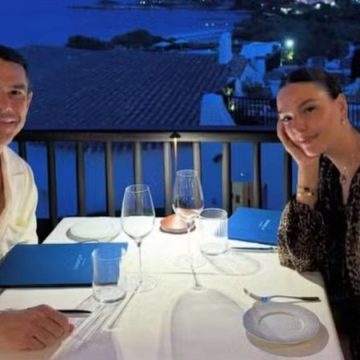 Isis Valverde abre álbum de lua de mel com Marcus Buaiz em praia na Itália; veja fotos
