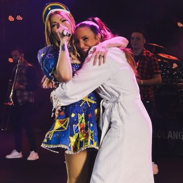 Ivete Sangalo e Solange Almeida dividem o palco e agitam público do São João de Caruaru