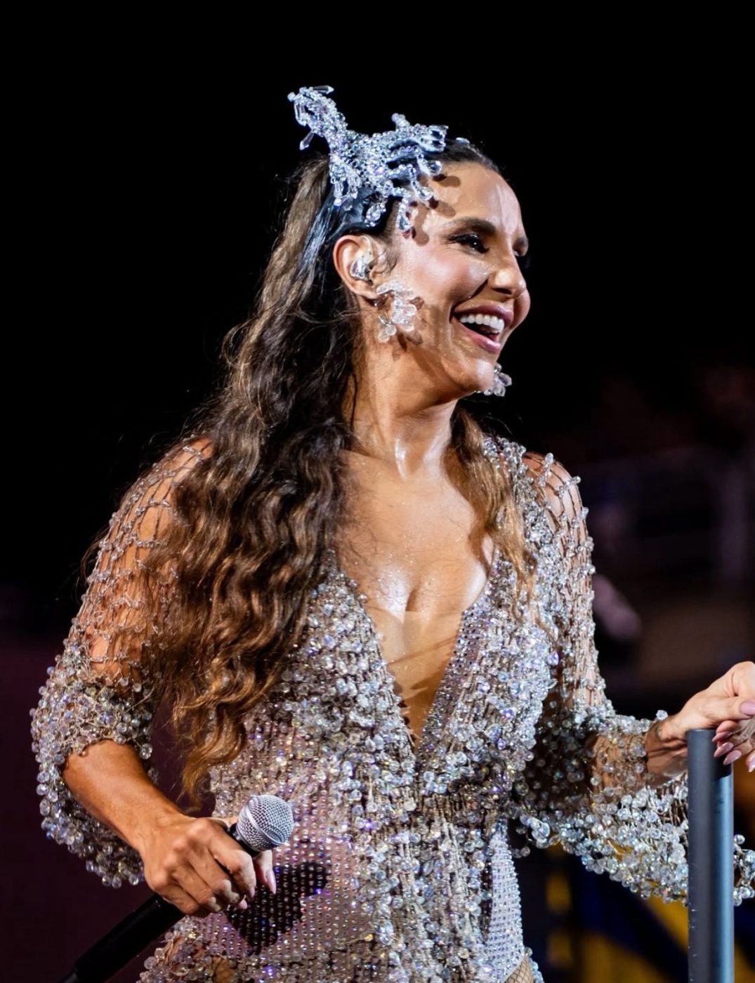Ivete Sangalo anuncia turnê especial com shows em homenagem ao samba e a Clara Nunes