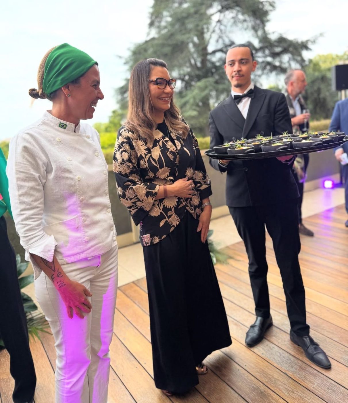 Chef criada na Bahia assina cardápio para encontro de Janja e Brigitte Macron em Paris