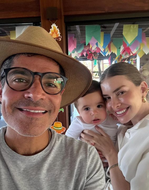 Esposa de ACM Neto celebra aniversário com a família em fazenda no interior da Bahia