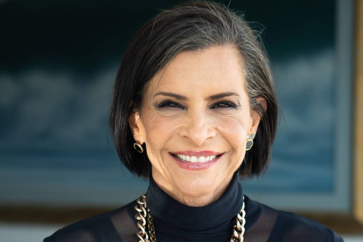 É hoje! Marina Lima leva a turnê “Rota 69” à Concha Acústica