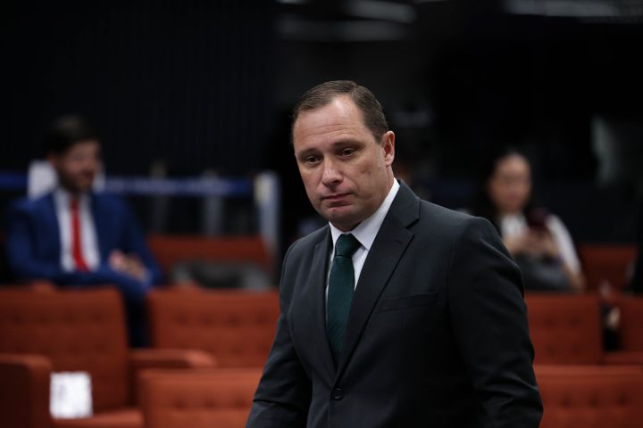 Moraes nega pedido de Mauro Cid para faltar a interrogatórios de outros réus no STF