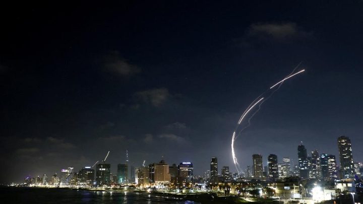 Mais de 40 autoridades brasileiras estão em Israel em meio aos ataques do Irã