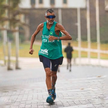 Morde Chapa completa 64 km em Salvador no dia do próprio aniversário: “Eu amo correr”