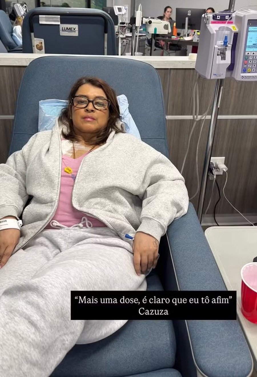 Preta Gil compartilha bastidores de novo tratamento contra o câncer nos Estados Unidos: “Mais uma dose”