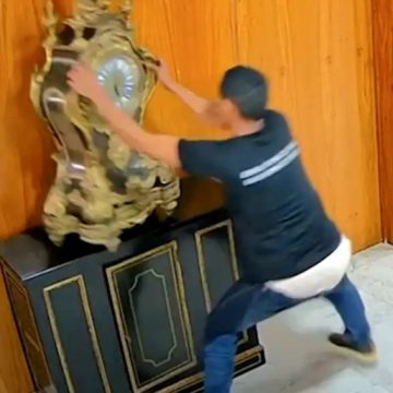 Condenado por destruir relógio histórico no 8 de janeiro é solto sem tornozeleira eletrônica