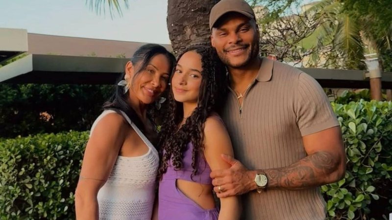 Ela cresceu! Scheila Carvalho celebra os 15 anos da filha Giullia com homenagem emocionante