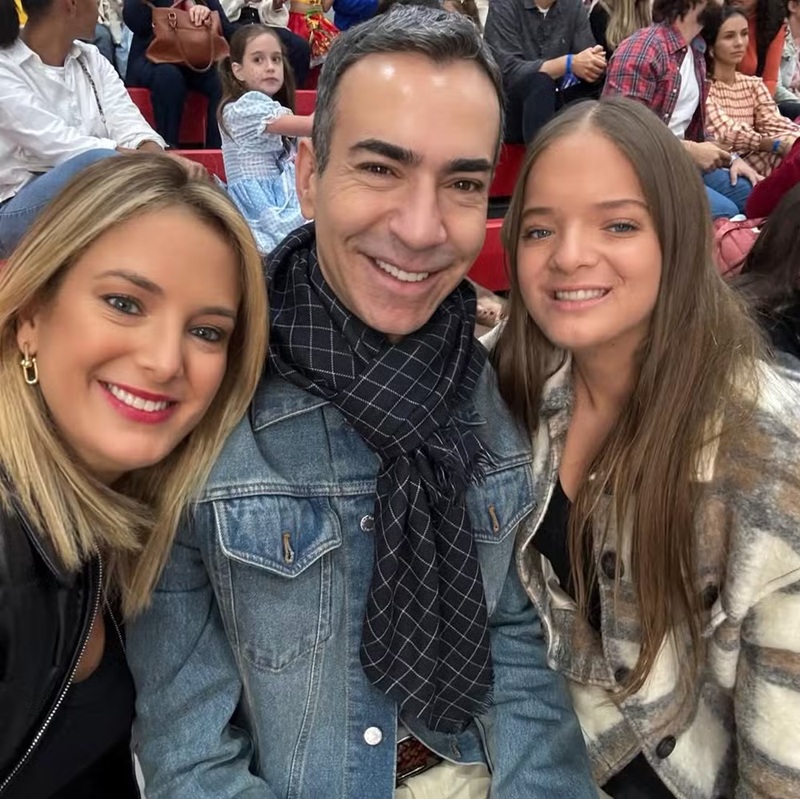 Ticiane Pinheiro mostra César Tralli emocionado em festa junina da filha