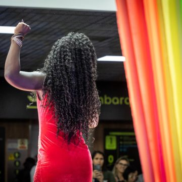 Aeroporto de Salvador promove evento inédito que celebra a arte e a cultura drag