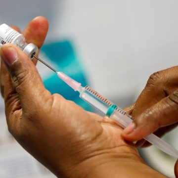 Salvador promove Dia de Vacinação contra Gripe e Covid-19 neste sábado (14)