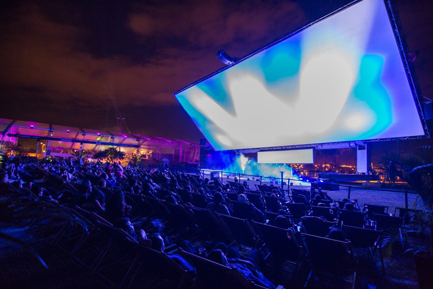 Salvador recebe a partir de setembro a maior tela de cinema a céu aberto do mundo