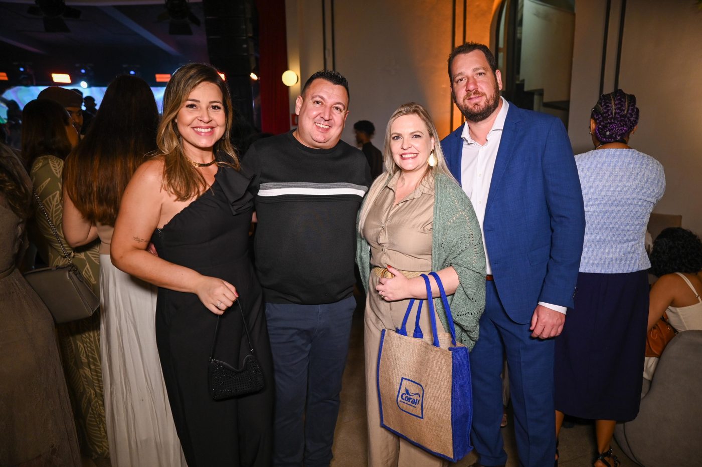 Julliane Felicíssimo, Johnny Depin, Priscila Pérez e Tiago Corbella