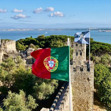 Portugal aprova pacote que endurece regras para imigrantes; brasileiros serão impactados