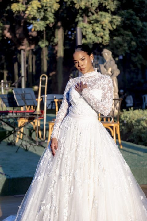 Em Vale Tudo, Fátima sobe sozinha ao altar para se casar com Afonso; saiba como será o momento