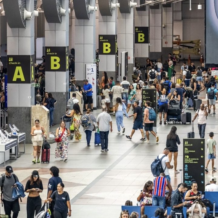 Voa Brasil vende apenas 1,5% das passagens previstas no primeiro ano